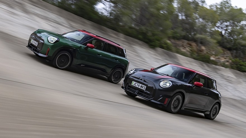 Mini полностью рассекретила «горячие» John Cooper Works Electric и John Cooper Works Aceman