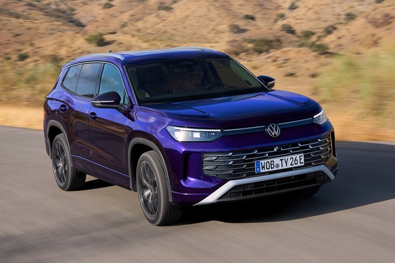 Volkswagen Tayron заменил Tiguan Allspace: длинная база и много силовых установок