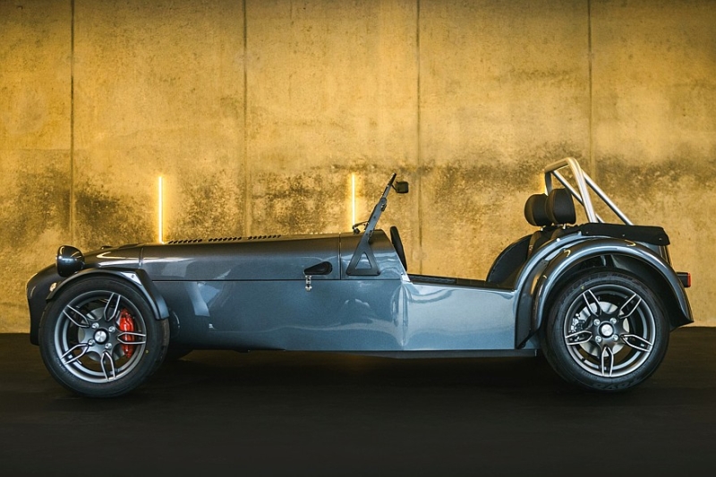 Родстер Seven CSR Twenty стал самым дорогой моделью в гамме компании Caterham