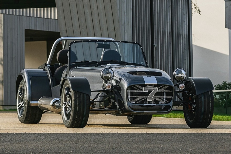 Родстер Seven CSR Twenty стал самым дорогой моделью в гамме компании Caterham